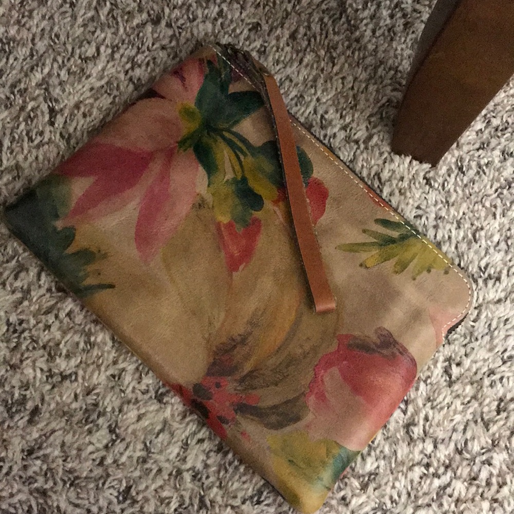 Patricia Nash pouch clutch